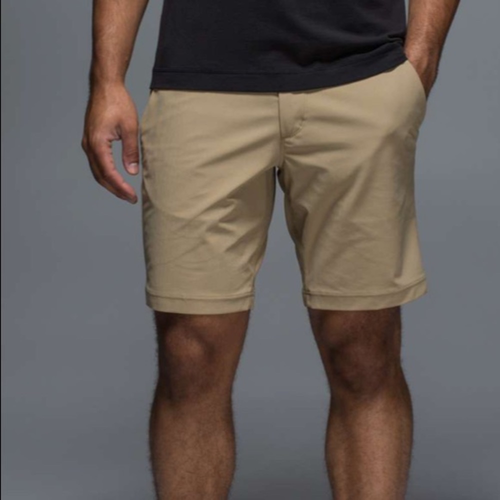 Lululemon Mens Khaki Short Athletic 9”